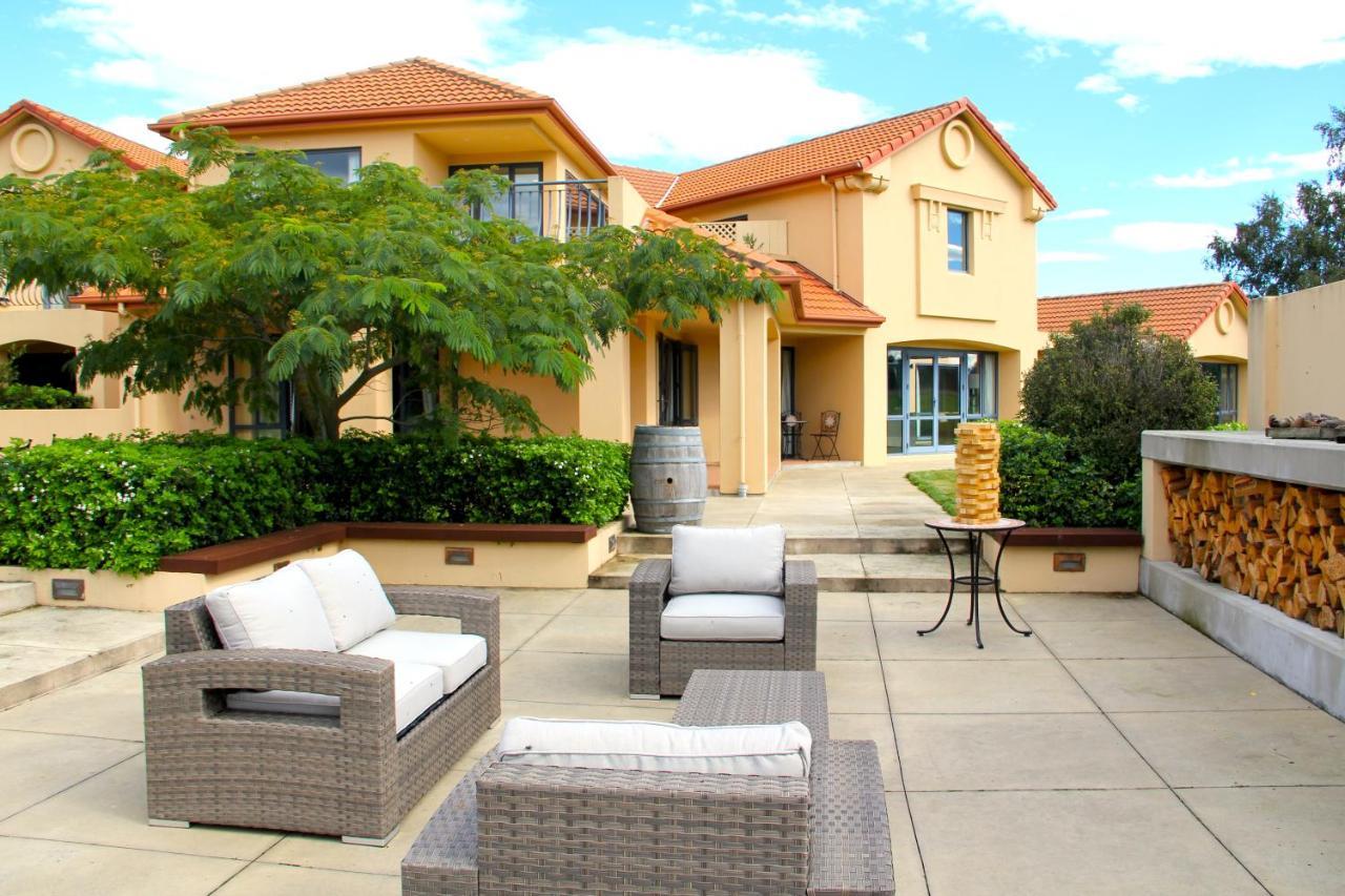 Tuscany Downs Estate Darfield Buitenkant foto