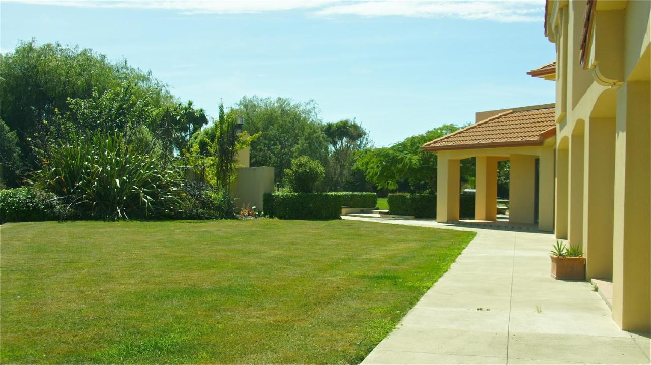 Tuscany Downs Estate Darfield Buitenkant foto